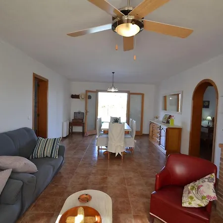 Damian 6 Villa